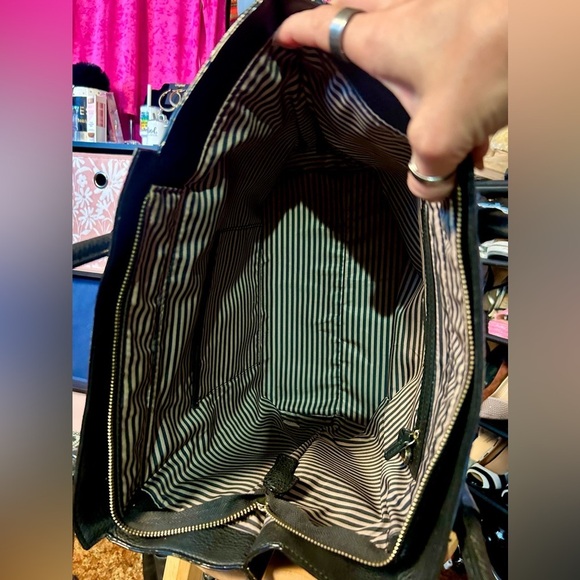 Gianni Bini Blue Croc Embossed Shoulder Bag​​ - Picture 12 of 13